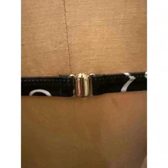 BIKINX Ditsy Floral Adjustable Straps Swimsuit Bikini Top Black White NWT Size L - Picture 11 of 12